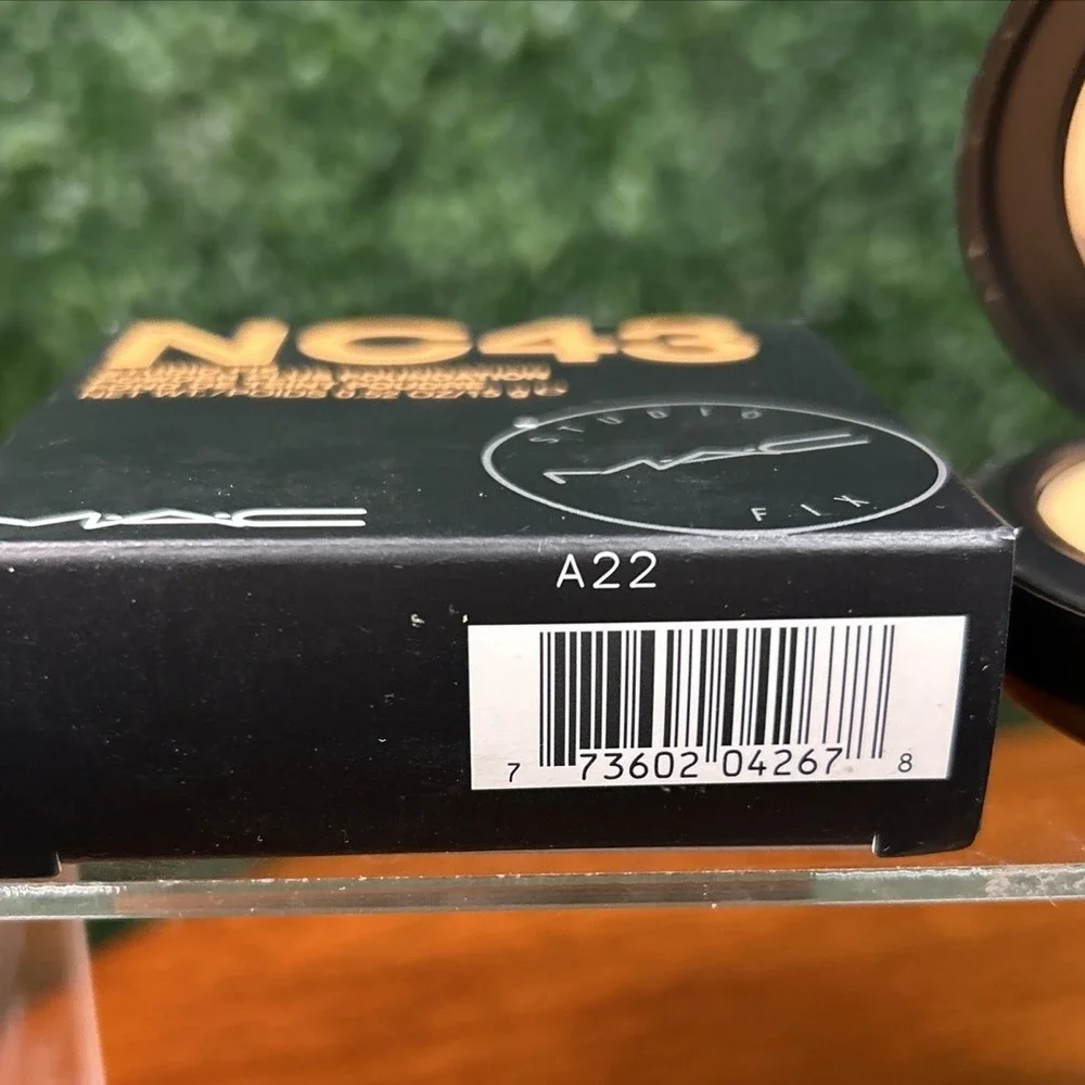 MAC Studio Fix Powder Plus Foundation Women NC43 New Matte Full‎ Coverage A22
